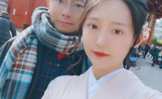 女主进入娱乐圈吃瓜,女主的吃瓜成长记